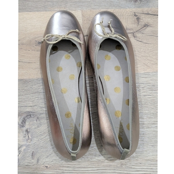 NEW Boden High Cut Ballerina Flat - Picture 2 of 8